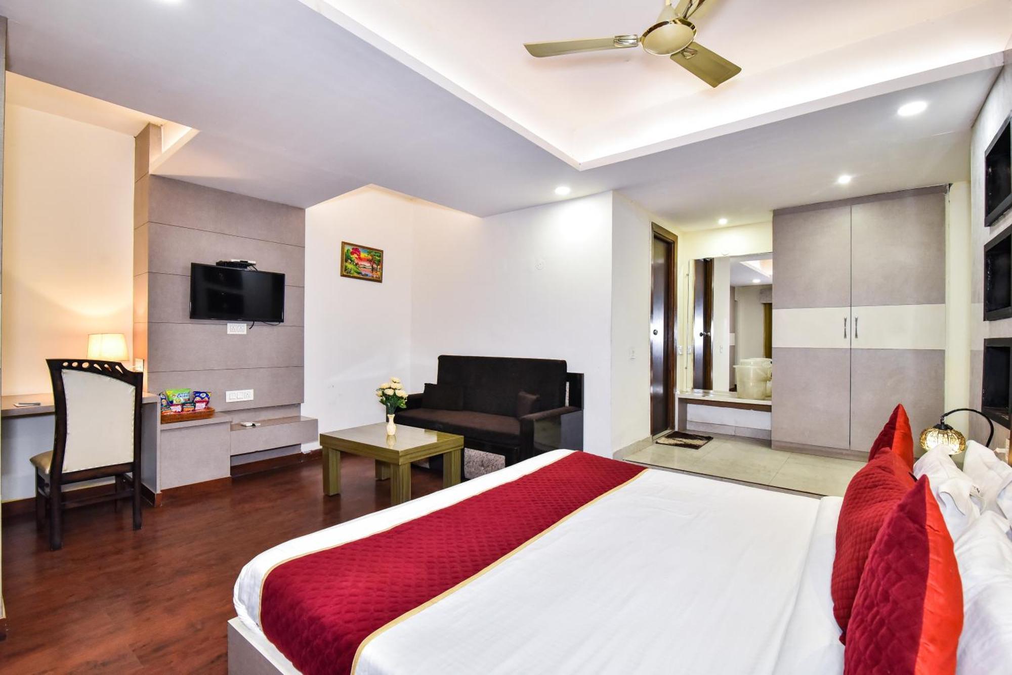 Pinaz Royale Hotel Amritsar Ngoại thất bức ảnh