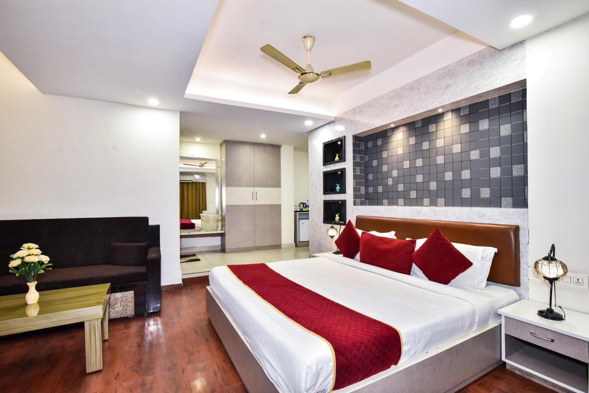 Pinaz Royale Hotel Amritsar Ngoại thất bức ảnh