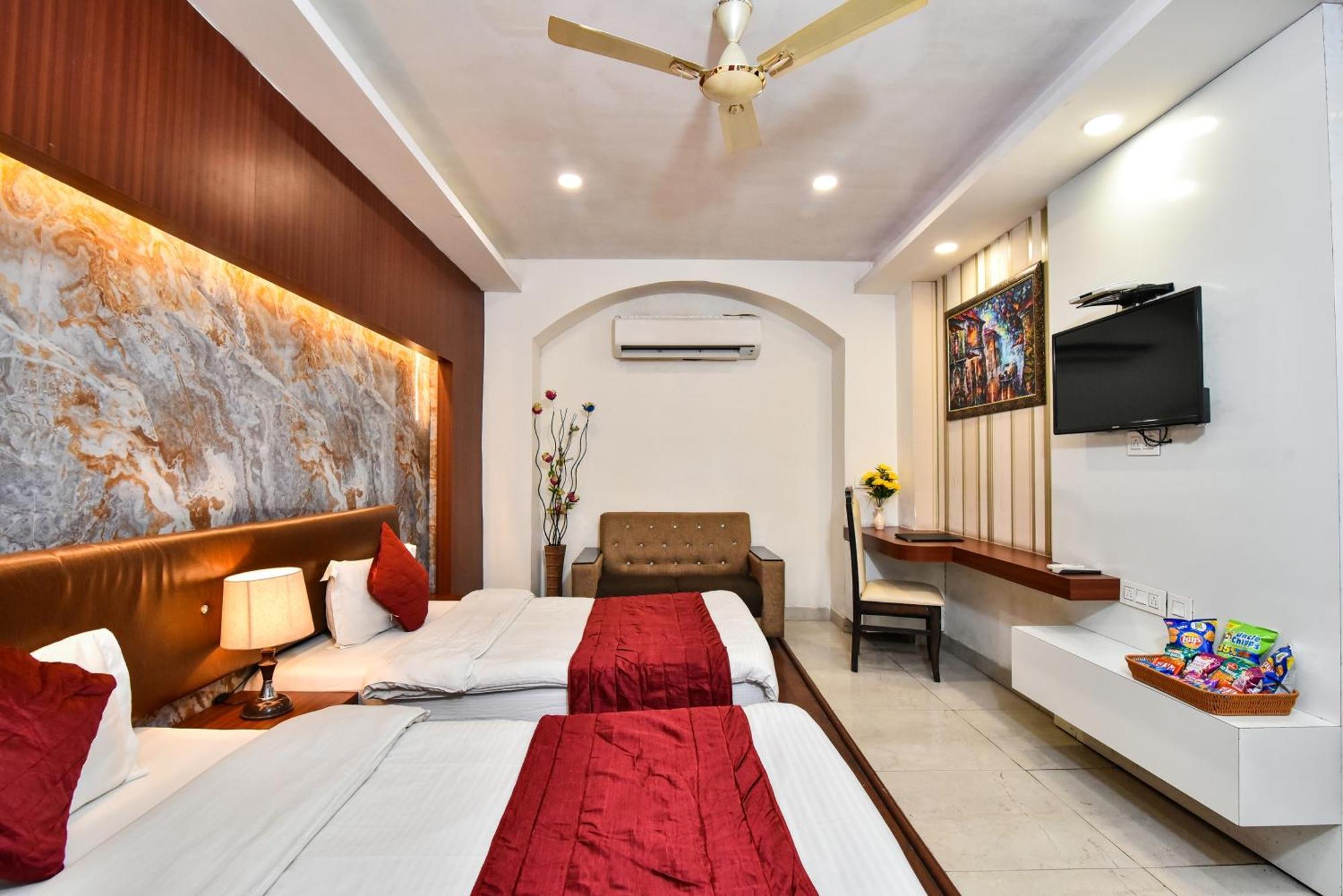 Pinaz Royale Hotel Amritsar Ngoại thất bức ảnh