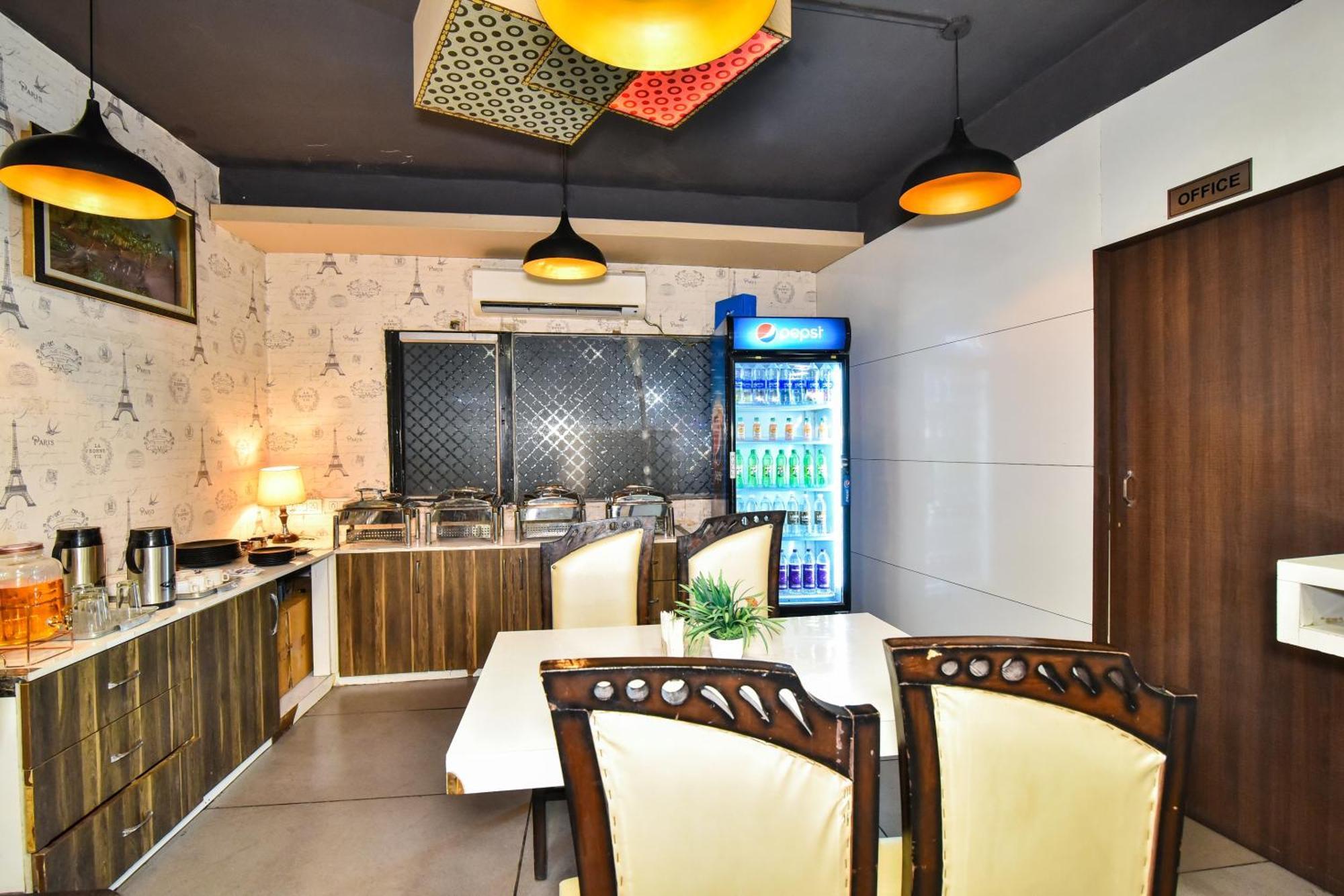 Pinaz Royale Hotel Amritsar Ngoại thất bức ảnh